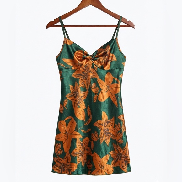 n/a Dresses & Skirts - Tropical Floral Satin slip on Mini Dress
